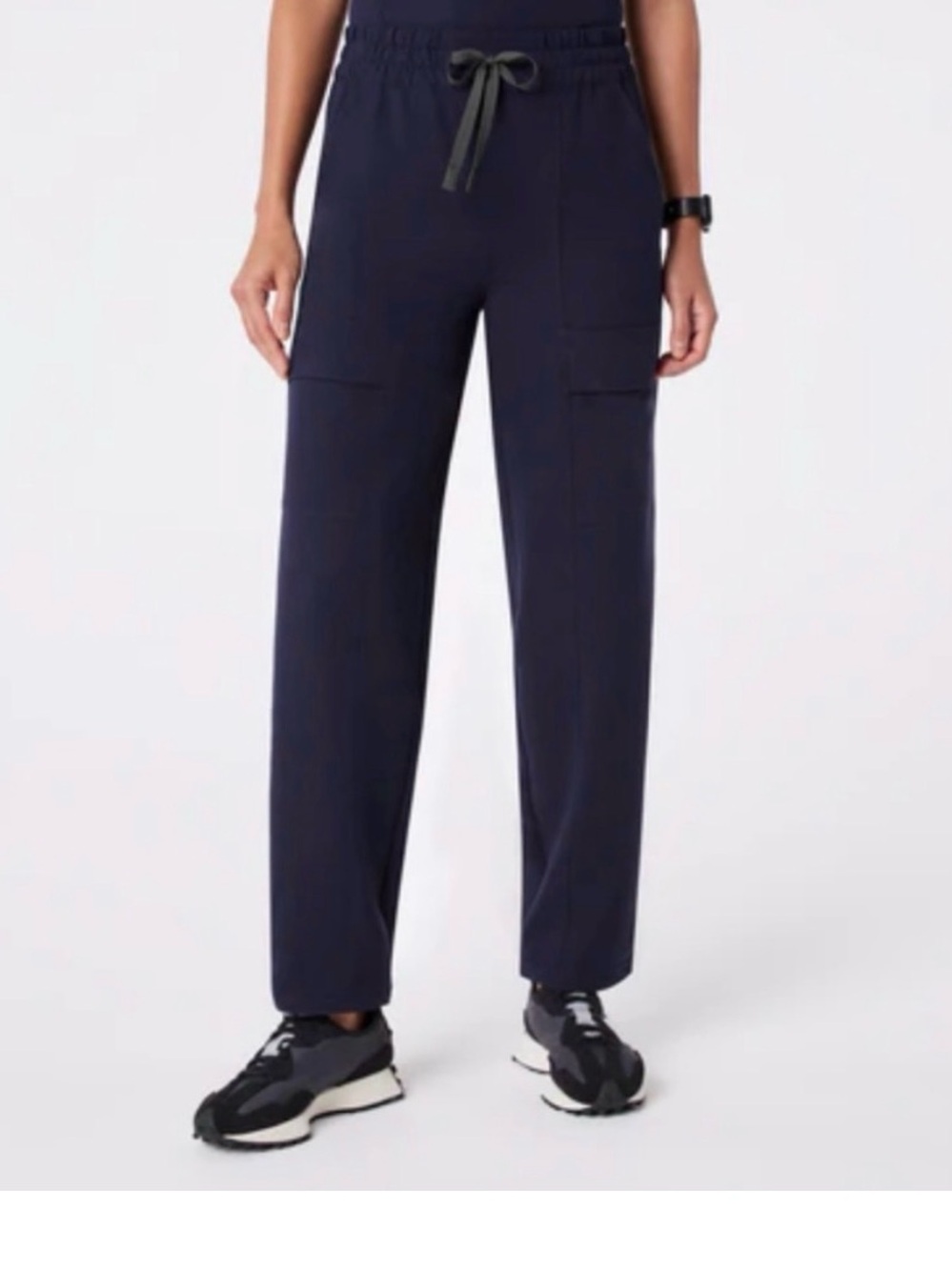 Figs Giuliana Relaxed Barrel Leg Scrubs